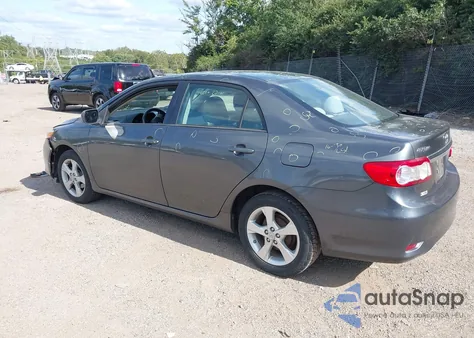 2011 Toyota Corolla Le z USA, uszkodzony, nr VIN 2T1BU4EE2BC634329